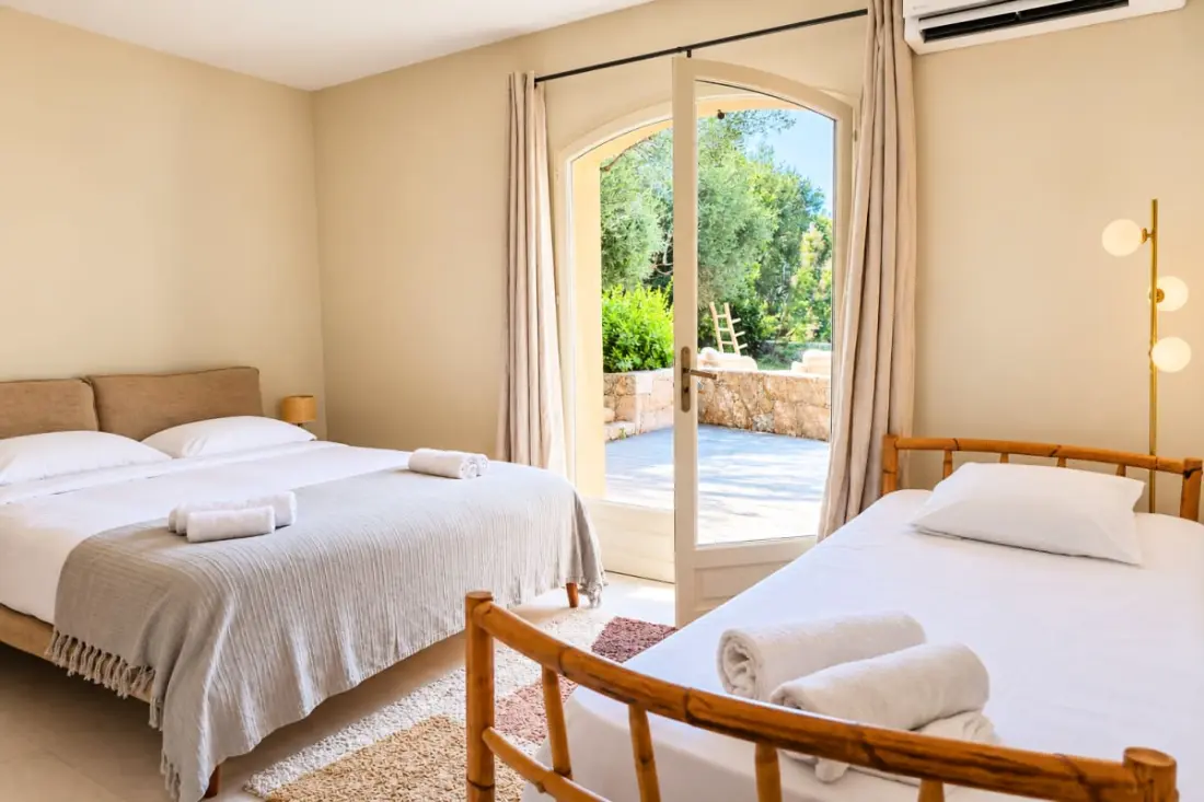 Rezidencia Villa Casta Joia Di Cirendinu
