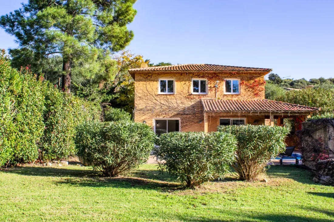 Rezidencia Villa Diitalina Di Arasu
