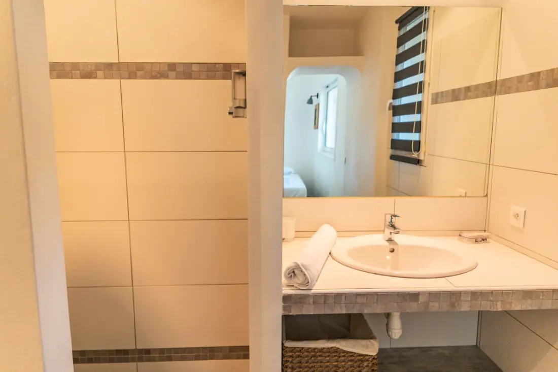 Rezidencia Villa dalszöveg: Dolce Di Cirendinu