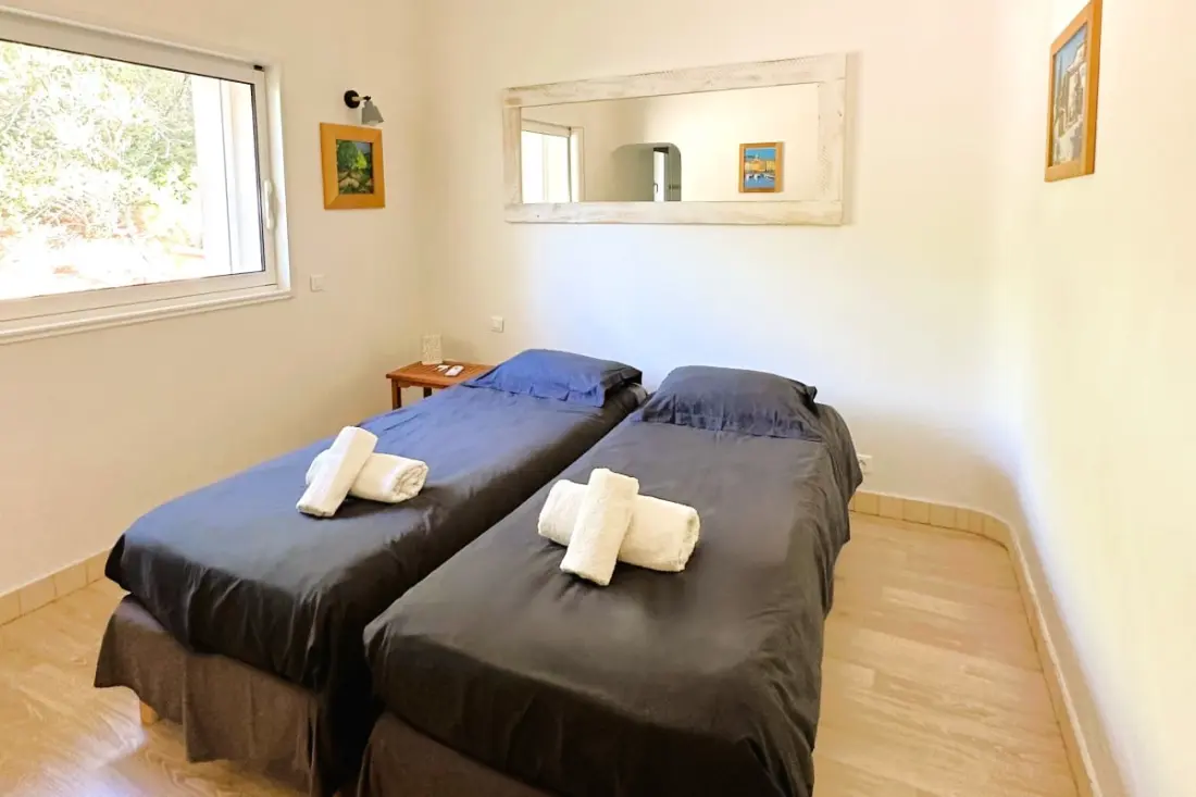 Rezidencia Villa dalszöveg: Dolce Di Cirendinu