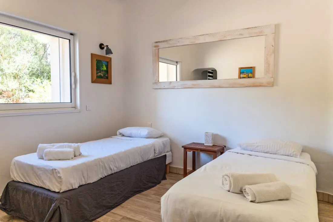 Rezidencia Villa dalszöveg: Dolce Di Cirendinu
