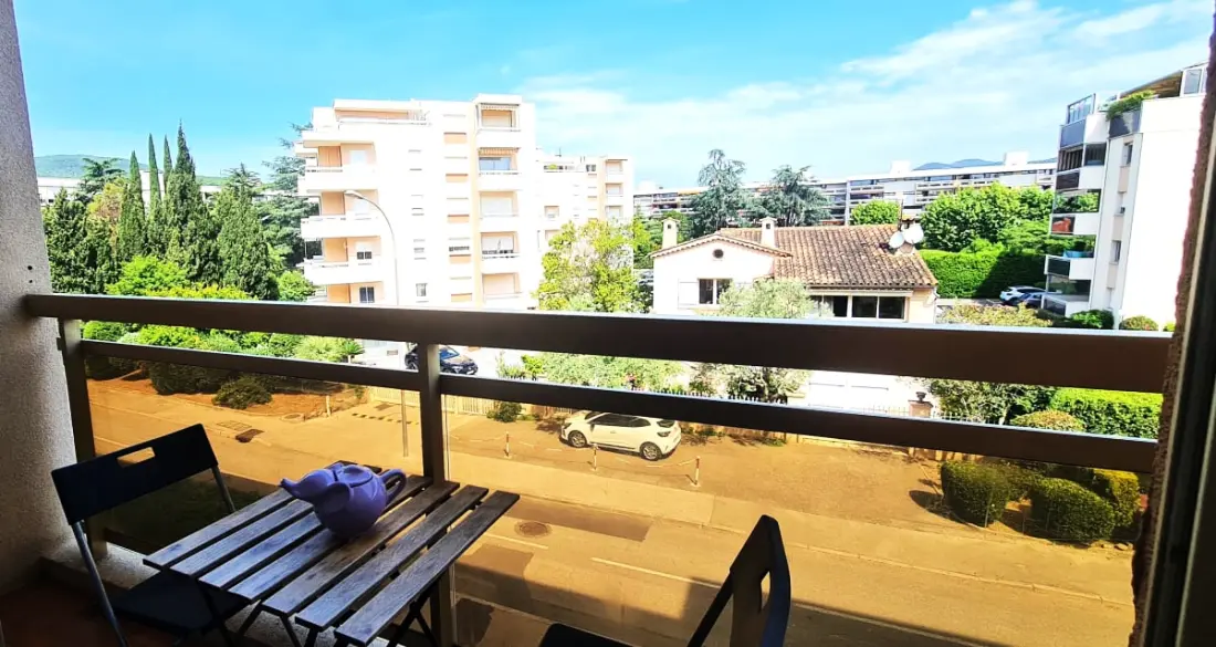 Gyönyörű stúdió Balcony - Near Beach