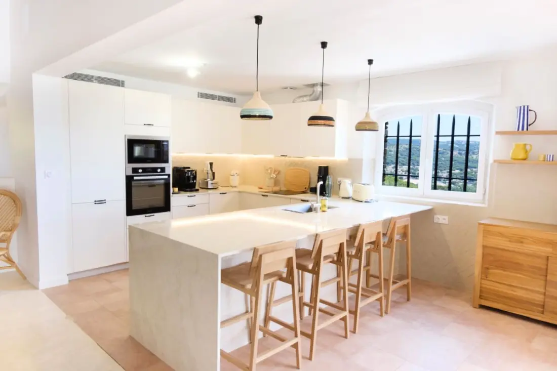 Gyönyörű Luxury Villa kerttel és magán medencével