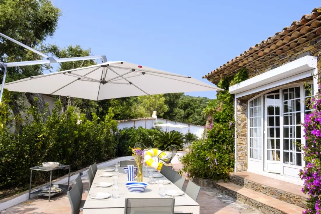 Gyönyörű Luxury Villa kerttel és magán medencével