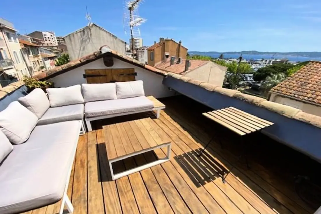 Városház Terrace Tropezienne