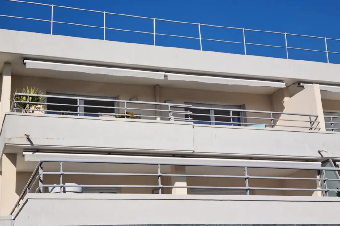 Sea View • Hozzáférés a strandhoz • úszómedence