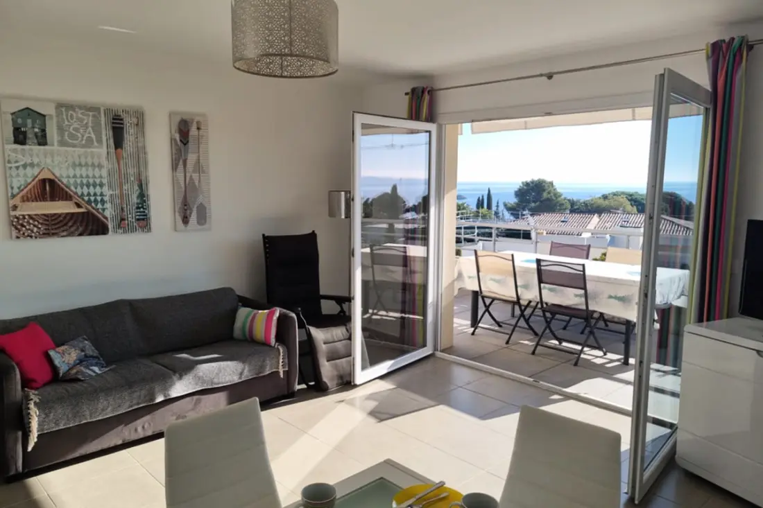 Sea View • Hozzáférés a strandhoz • úszómedence