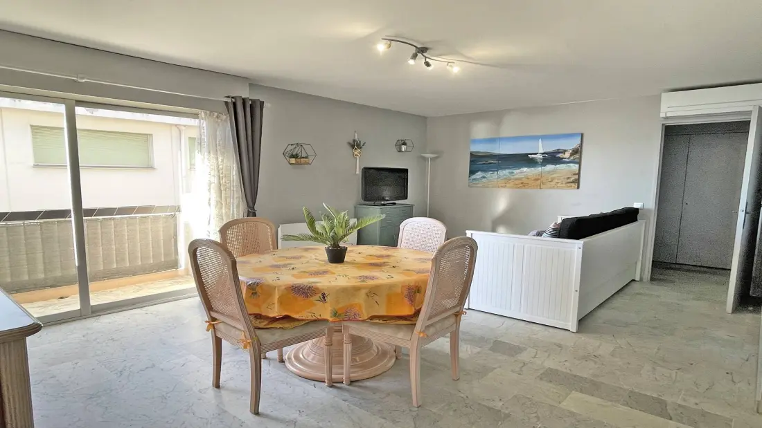 Caravelle Residence