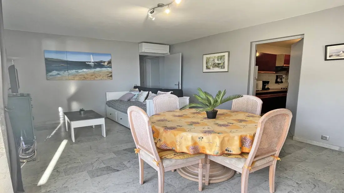 Caravelle Residence