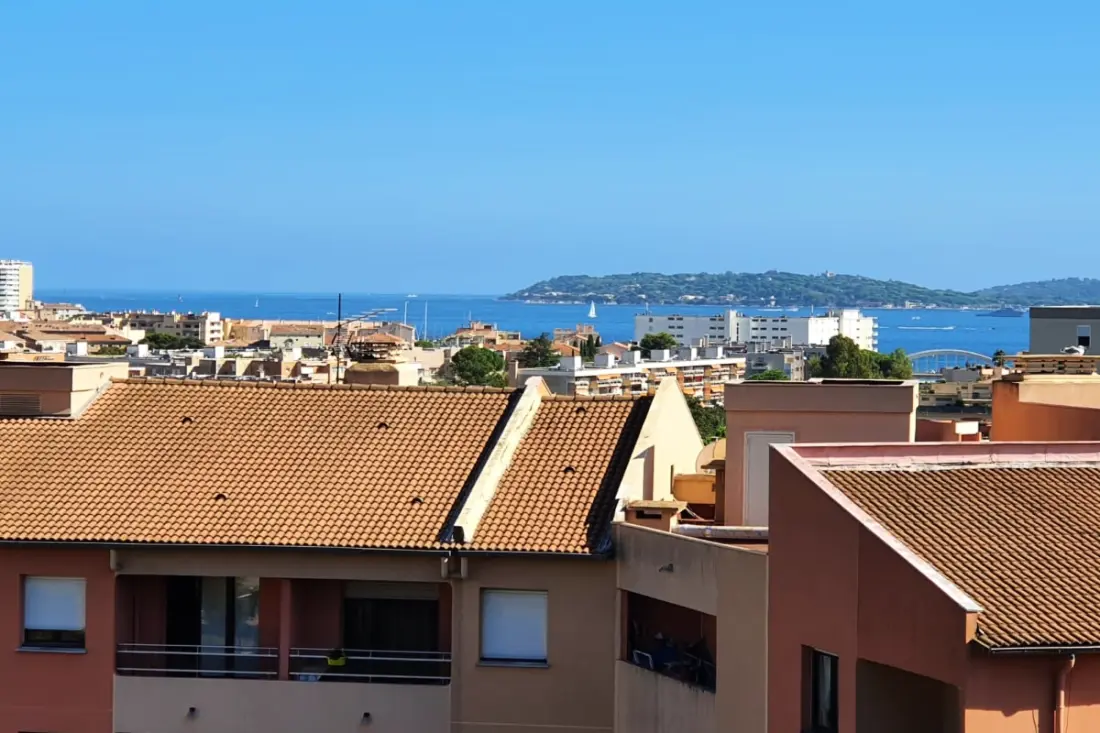 Kényelmes 40 m2 apartman tengeri kilátással