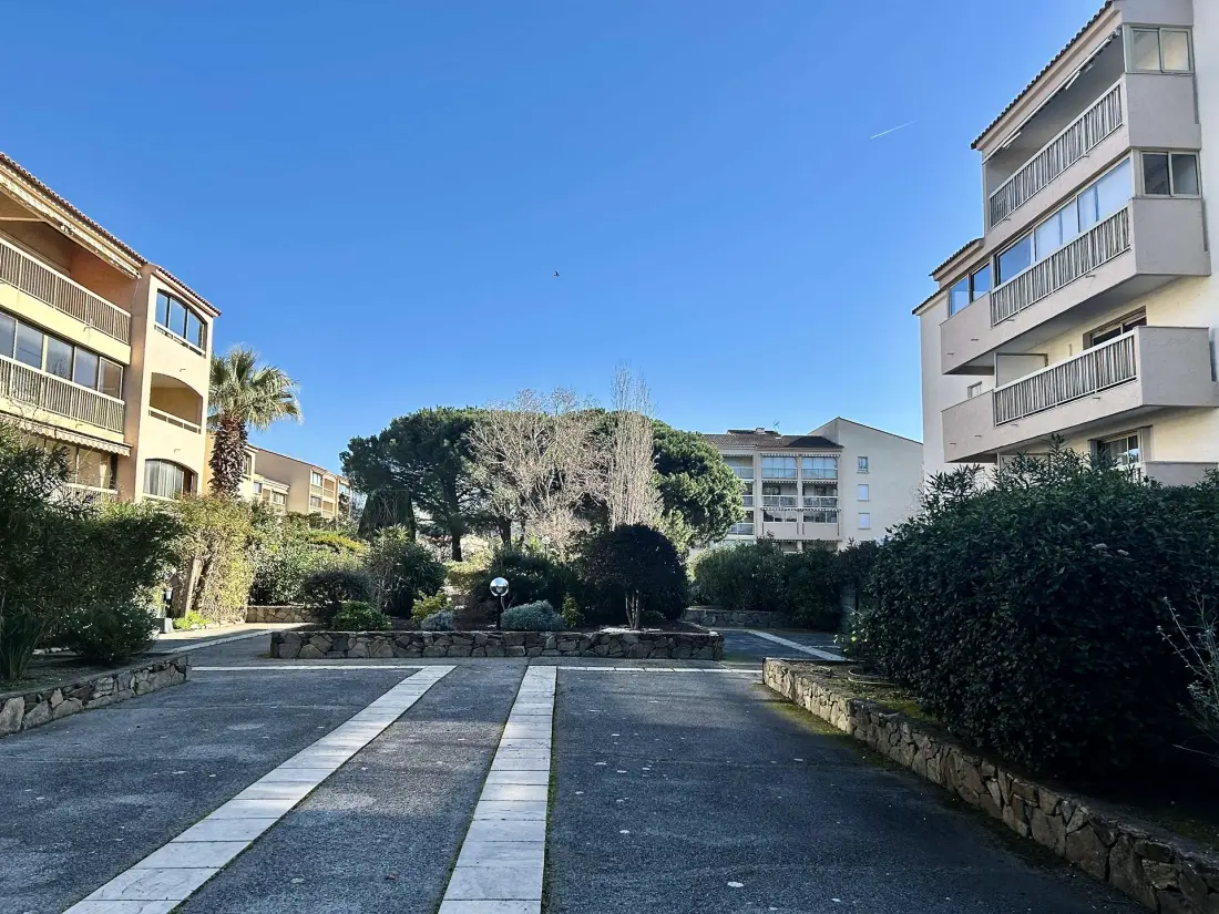 Residentie Domaine Du Preconil