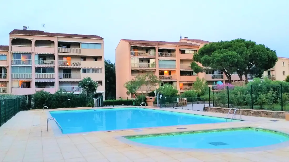 Residentie Domaine Du Preconil