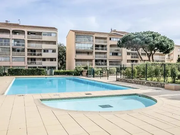 Residentie Domaine Du Preconil