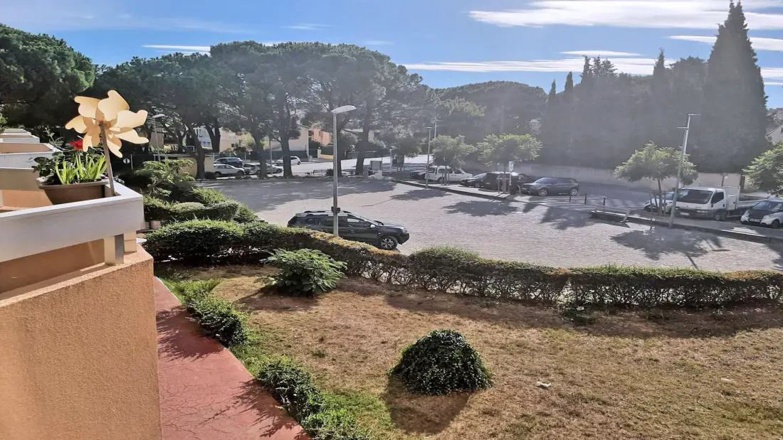 Residence Patio Fleuri