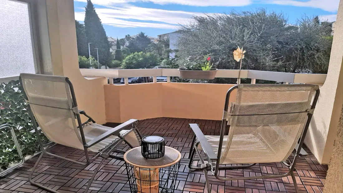 Residence Patio Fleuri