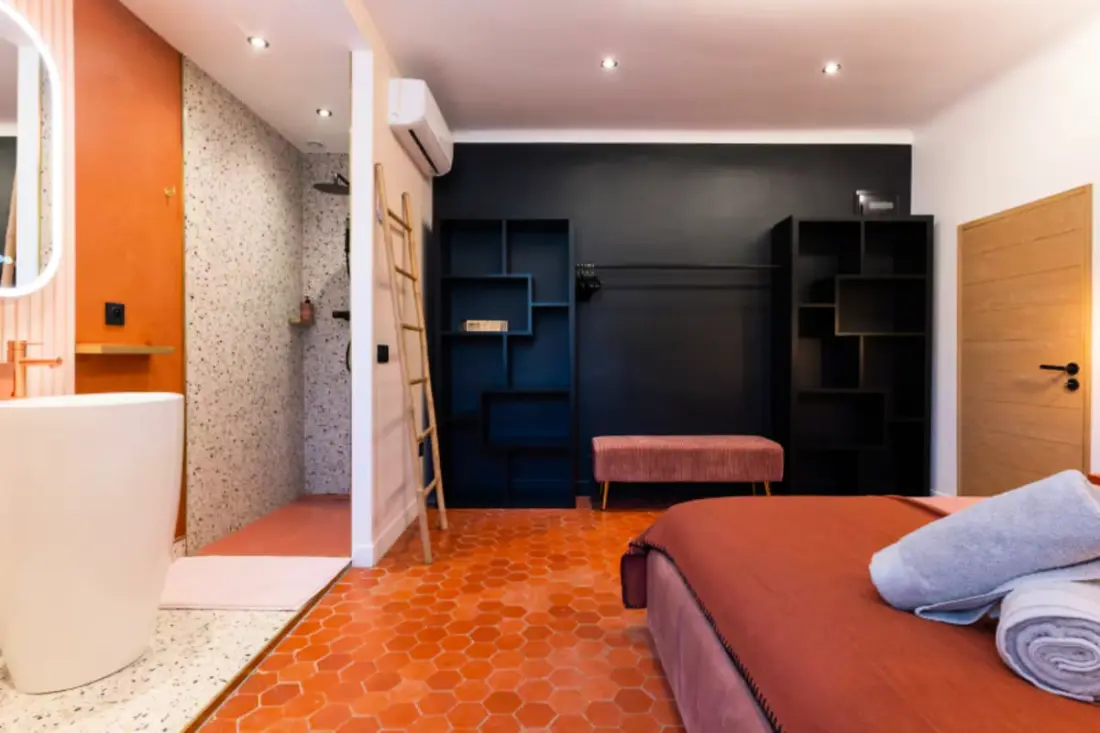 Villa, úszómedence és nagy kert a Ste-maxime-ben