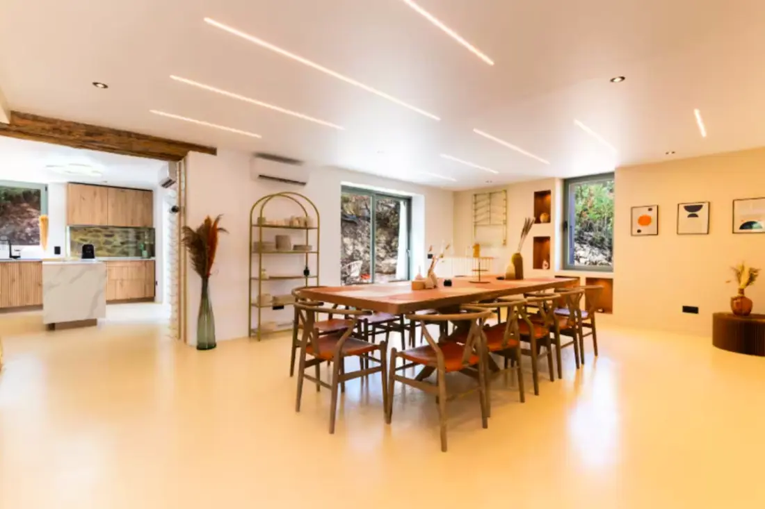 Villa, úszómedence és nagy kert a Ste-maxime-ben