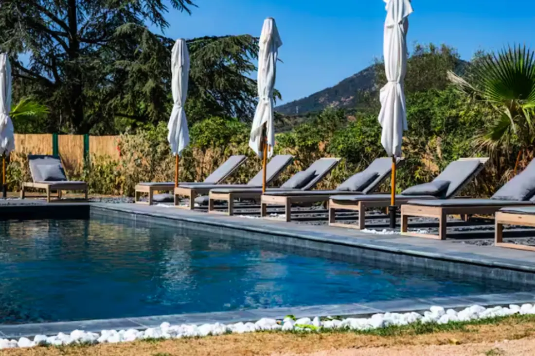 Villa, úszómedence és nagy kert a Ste-maxime-ben