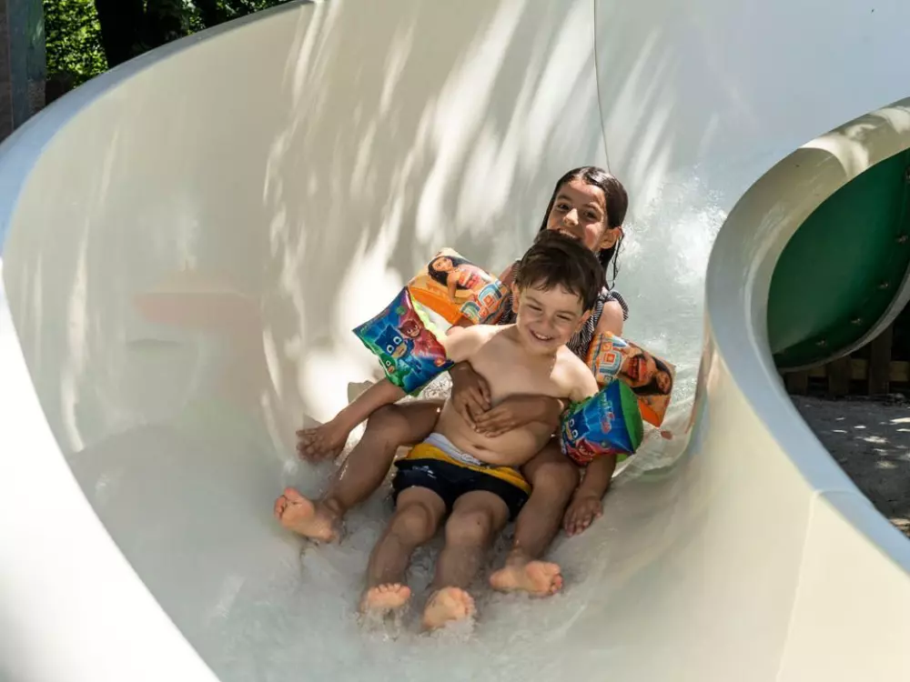 Campingplatz Romanée Les Grottes de Roffy 4 Sterne★★★★