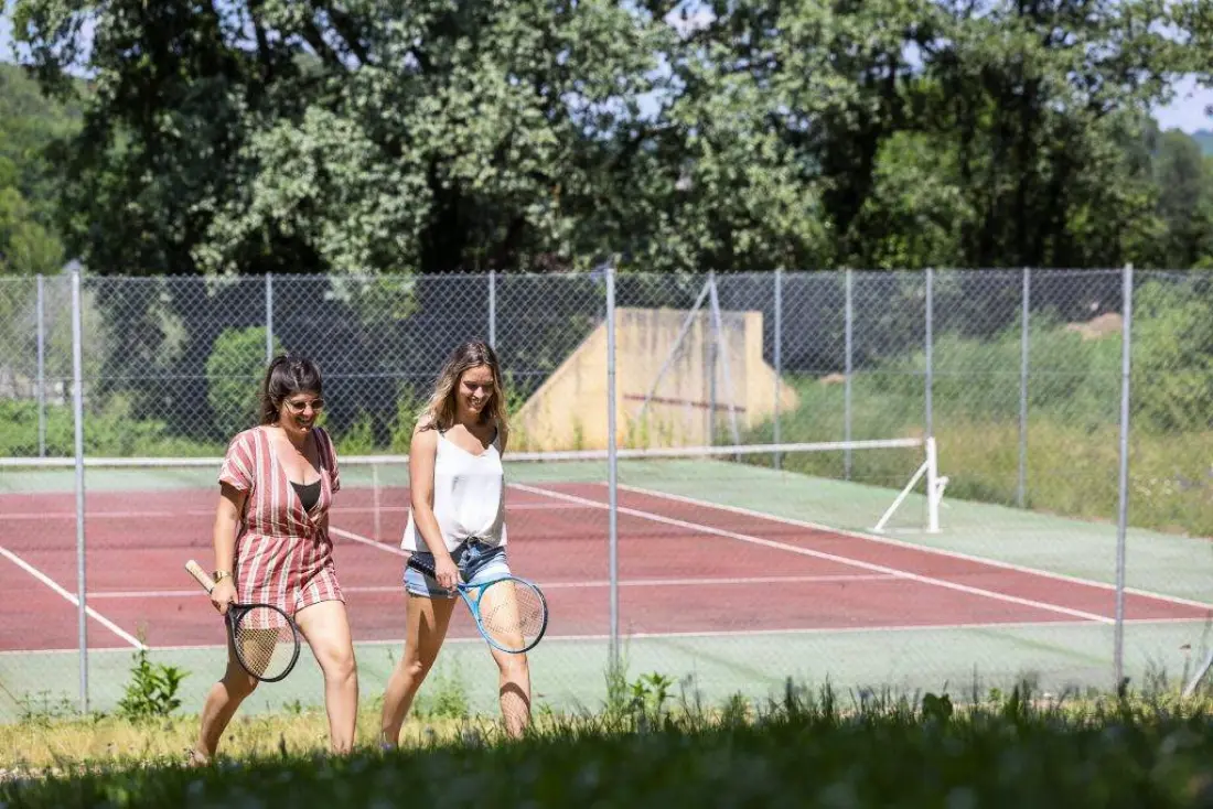 Campingplatz Romanée Les Grottes de Roffy 4 Sterne★★★★