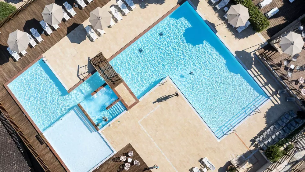 Campingplatz Romanée Les Grottes de Roffy 4 Sterne★★★★