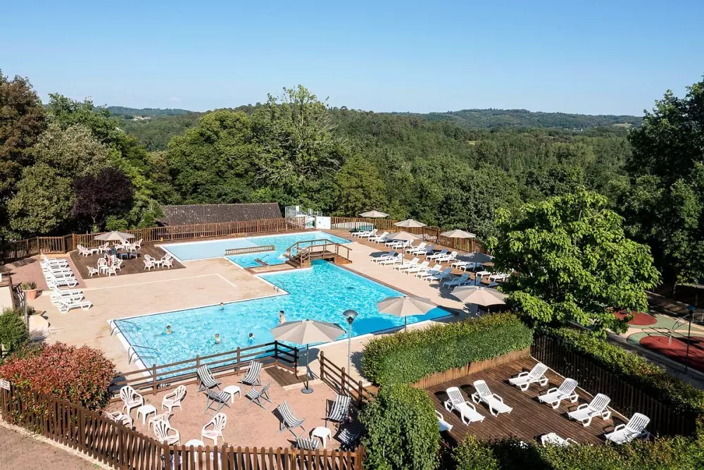 Campingplatz Romanée Les Grottes de Roffy 4 Sterne★★★★