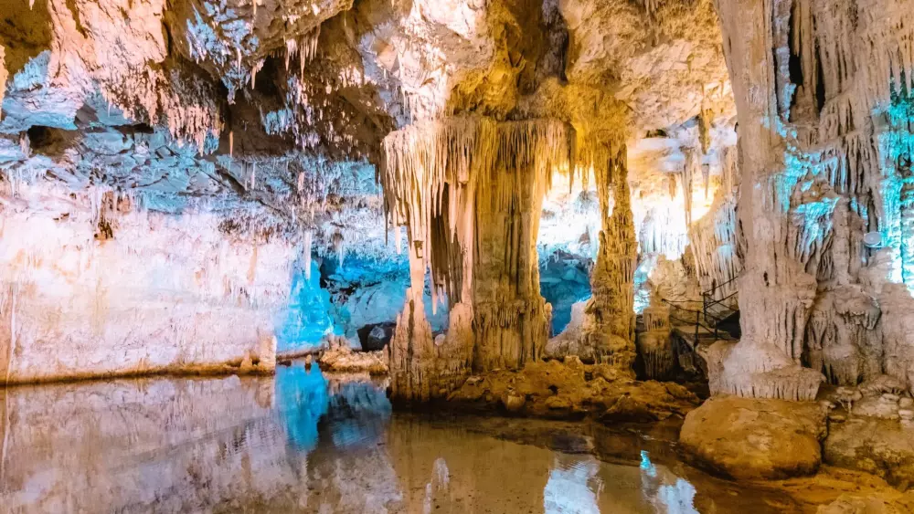 Campingplatz Romanée Les Grottes de Roffy 4 Sterne★★★★