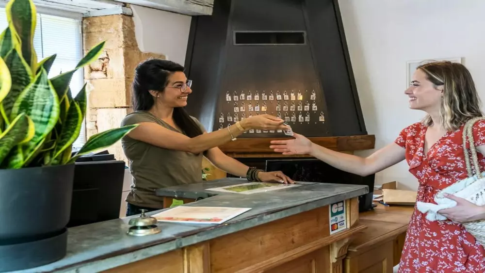 Campingplatz Romanée Les Grottes de Roffy 4 Sterne★★★★