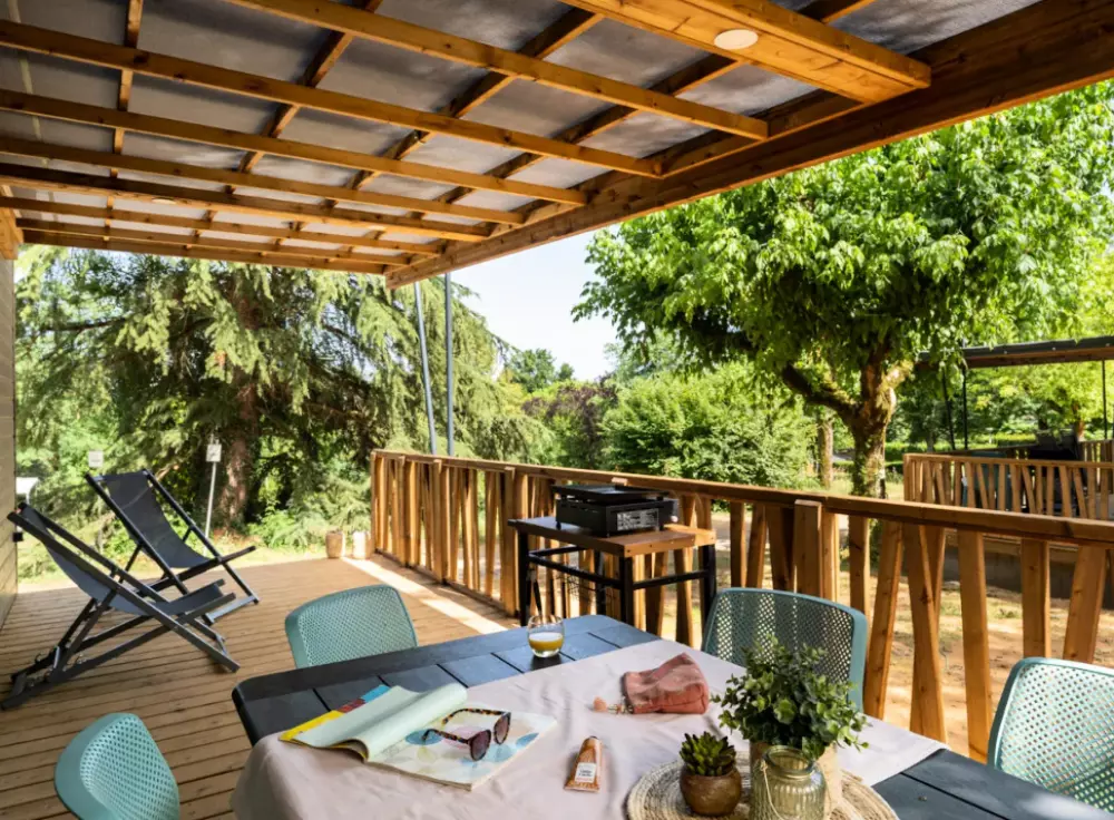 Campingplatz Romanée Les Grottes de Roffy 4 Sterne★★★★