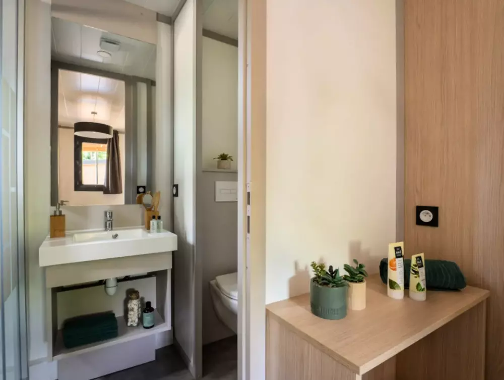 Campingplatz Romanée Les Grottes de Roffy 4 Sterne★★★★