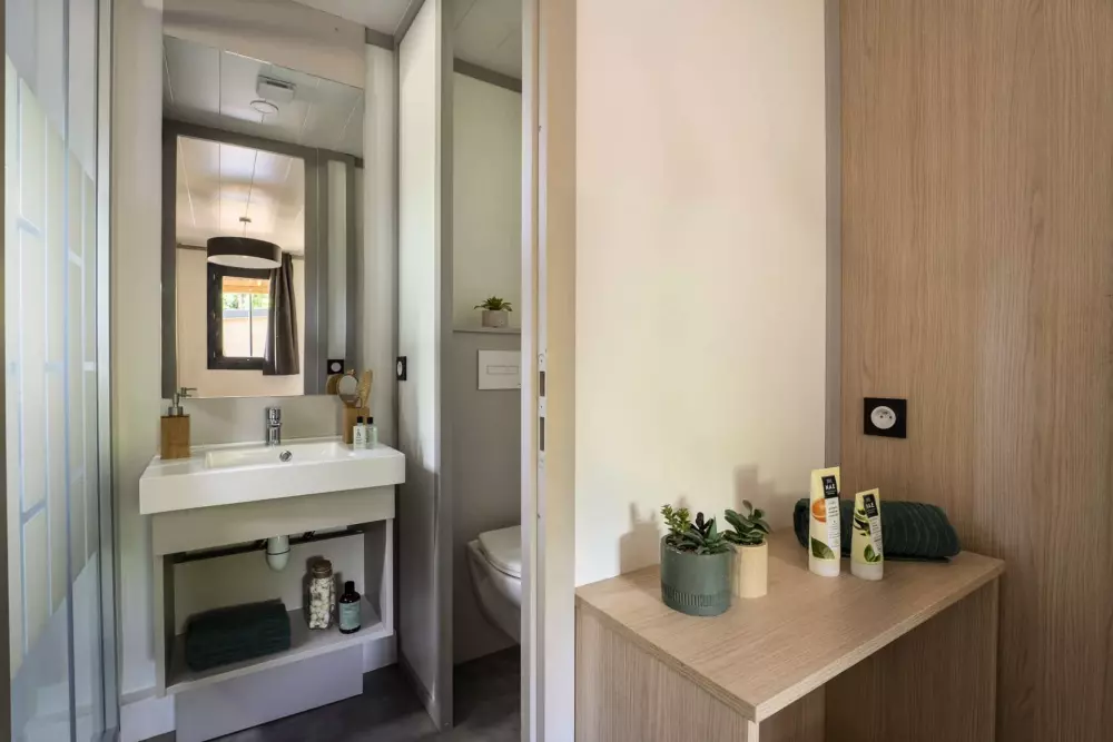 Camping Romanée Les Grottes de Roffy 4 Sterren★★★★