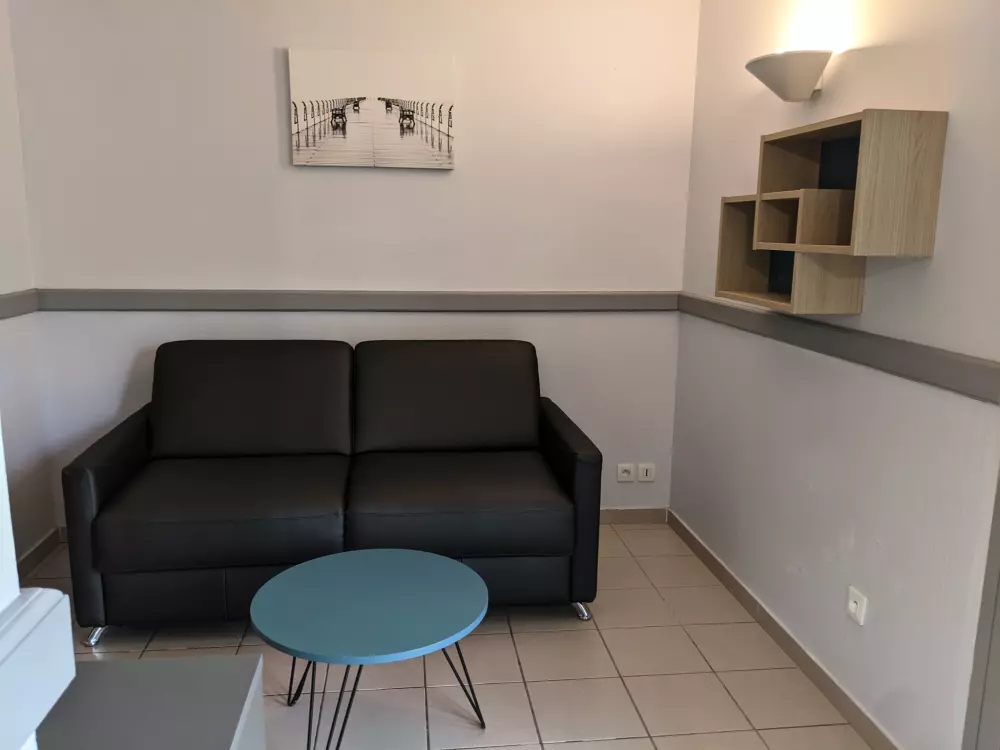 BLACHAS Domena 3 Gwiazdy★★★ 3 Gwiazdy★★★ 3 Gwiazdy★★★