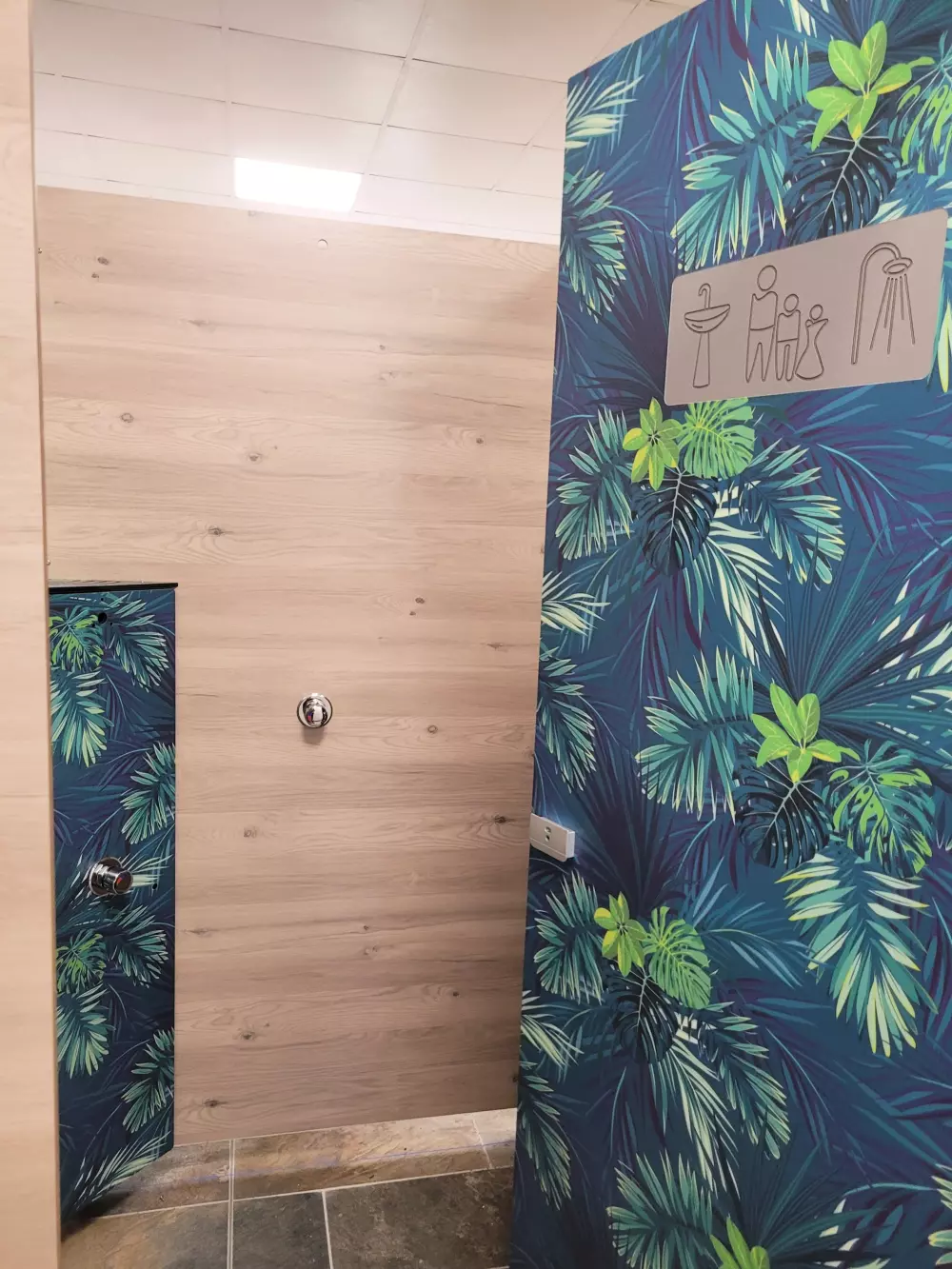 BLACHAS Domena 3 Gwiazdy★★★ 3 Gwiazdy★★★ 3 Gwiazdy★★★