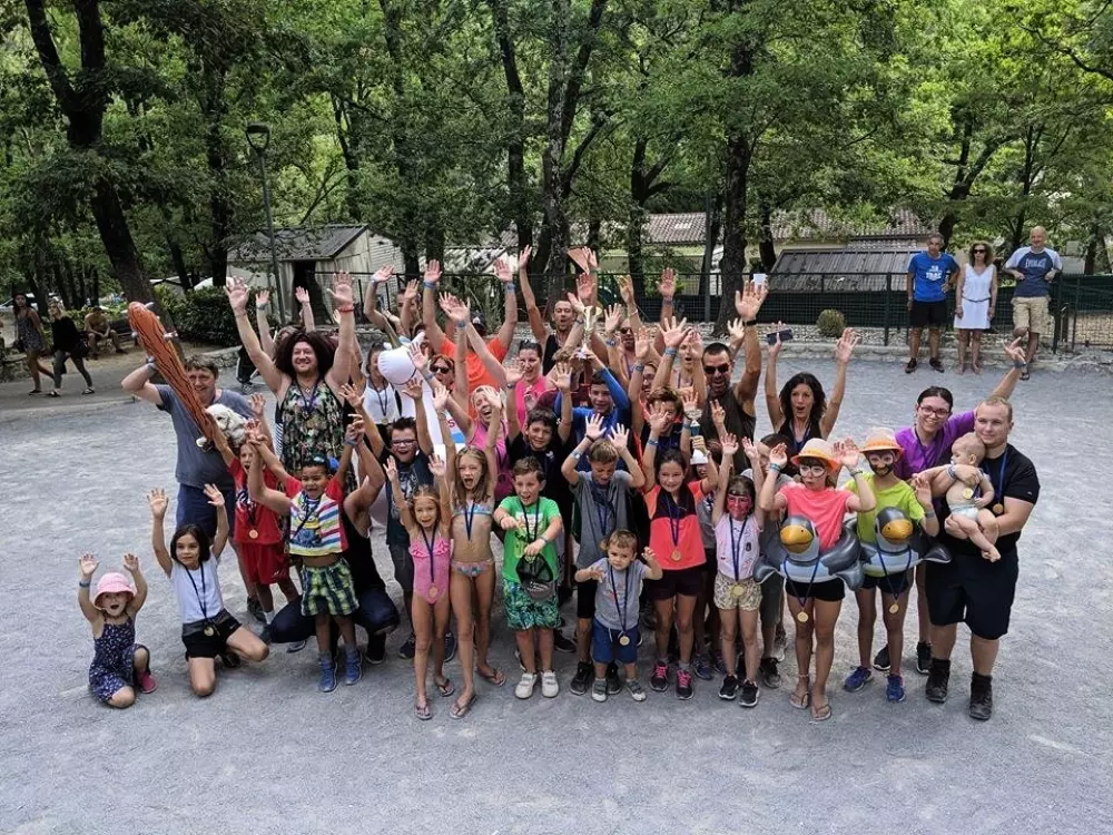 BLACHAS Domena 3 Gwiazdy★★★ 3 Gwiazdy★★★ 3 Gwiazdy★★★