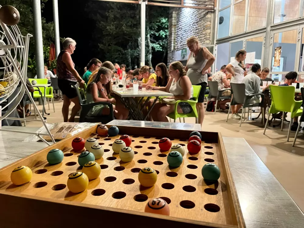 BLACHAS Domena 3 Gwiazdy★★★ 3 Gwiazdy★★★ 3 Gwiazdy★★★