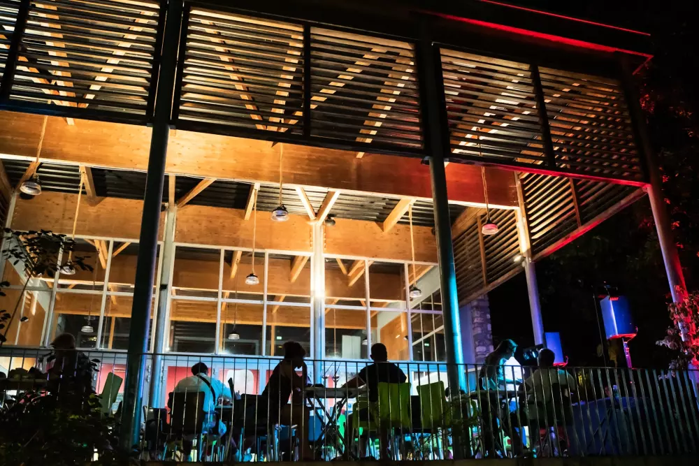 BLACHAS Domena 3 Gwiazdy★★★ 3 Gwiazdy★★★ 3 Gwiazdy★★★