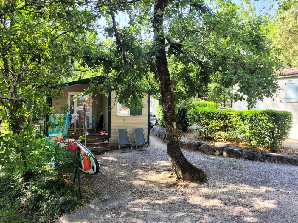 BLACHAS Domena 3 Gwiazdy★★★ 3 Gwiazdy★★★ 3 Gwiazdy★★★