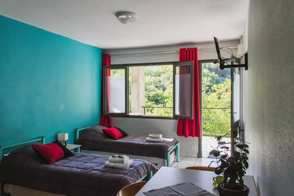 BLACHAS Domena 3 Gwiazdy★★★ 3 Gwiazdy★★★ 3 Gwiazdy★★★