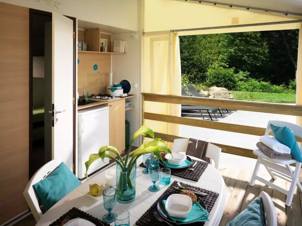 BLACHAS Domena 3 Gwiazdy★★★ 3 Gwiazdy★★★ 3 Gwiazdy★★★