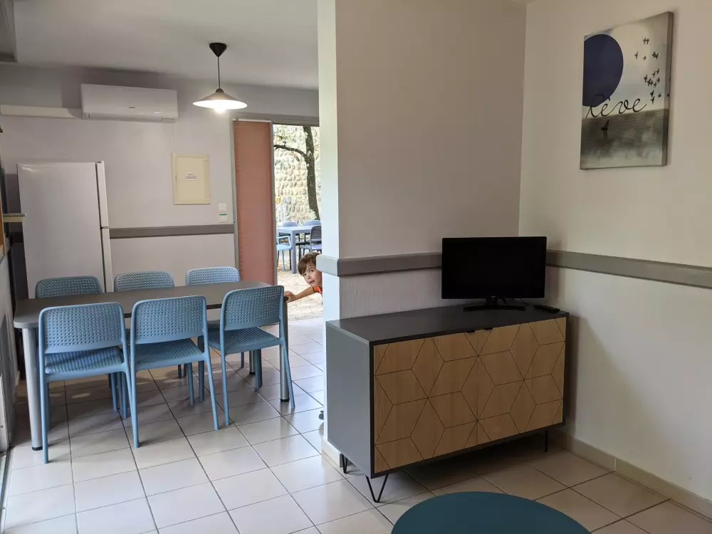 BLACHAS Domena 3 Gwiazdy★★★ 3 Gwiazdy★★★ 3 Gwiazdy★★★