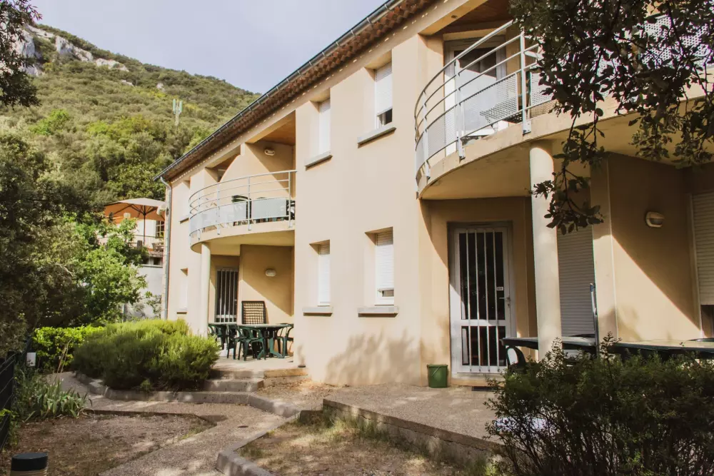 BLACHAS Domena 3 Gwiazdy★★★ 3 Gwiazdy★★★ 3 Gwiazdy★★★