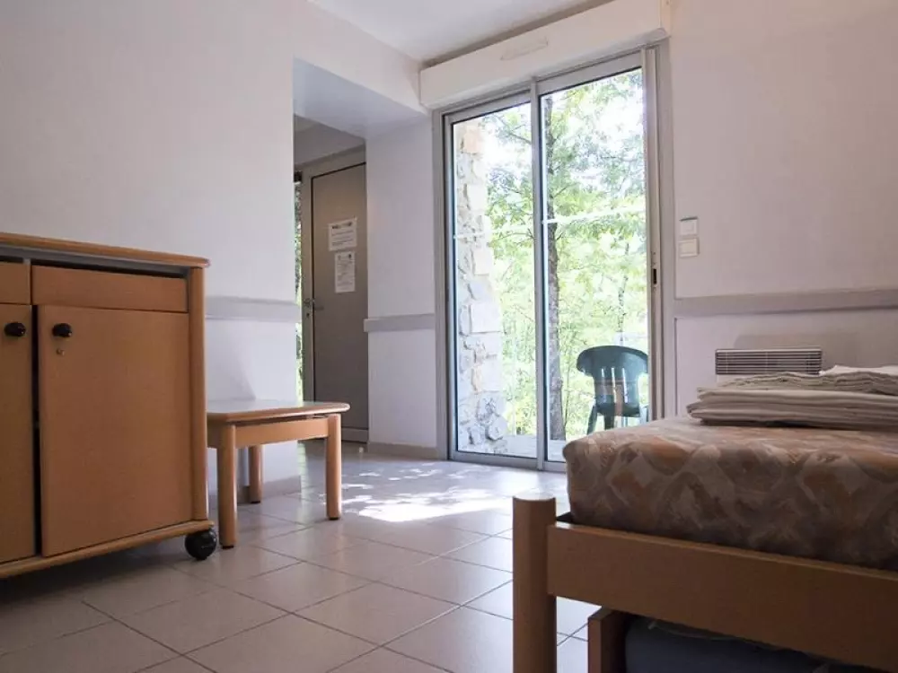 BLACHAS Domena 3 Gwiazdy★★★ 3 Gwiazdy★★★ 3 Gwiazdy★★★