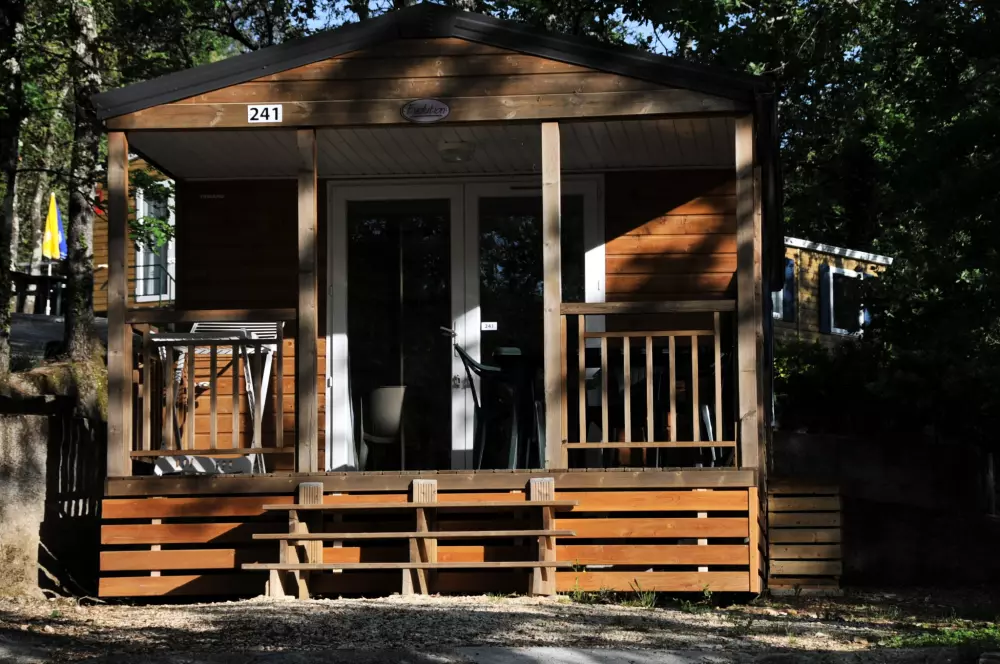 BLACHAS Domena 3 Gwiazdy★★★ 3 Gwiazdy★★★ 3 Gwiazdy★★★