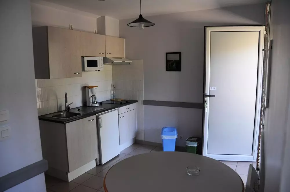 BLACHAS Domena 3 Gwiazdy★★★ 3 Gwiazdy★★★ 3 Gwiazdy★★★