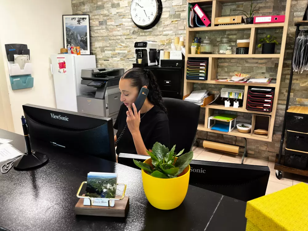 BLACHAS Domena 3 Gwiazdy★★★ 3 Gwiazdy★★★ 3 Gwiazdy★★★