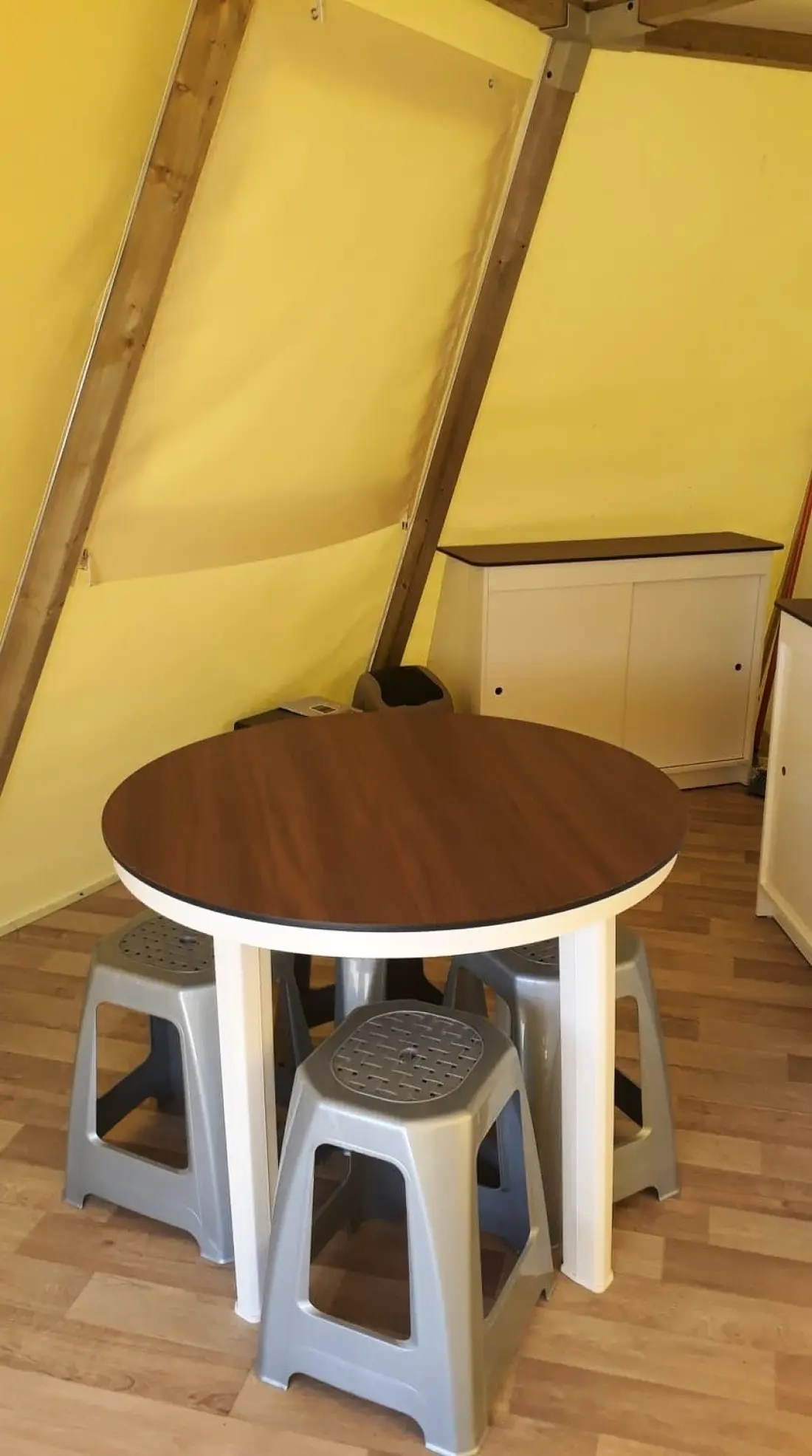 Camping Les P'tites Maisons dans la Prairie 3 étoiles★★★