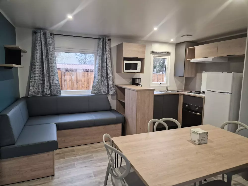 Camping Les P'tites Maisons dans la Prairie 3 étoiles★★★