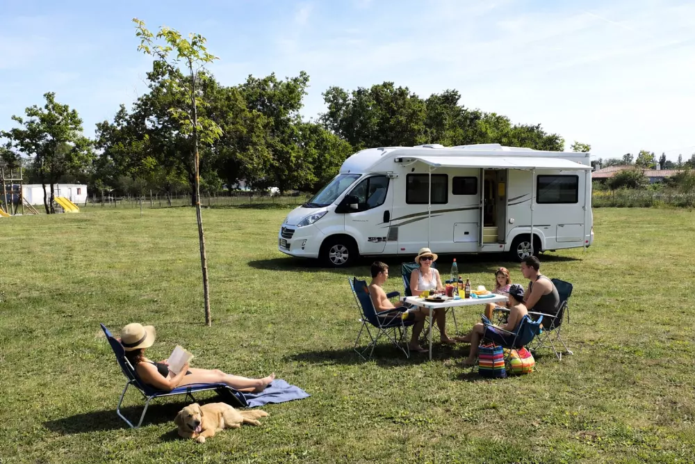 Camping Les P'tites Maisons dans la Prairie 3 étoiles★★★