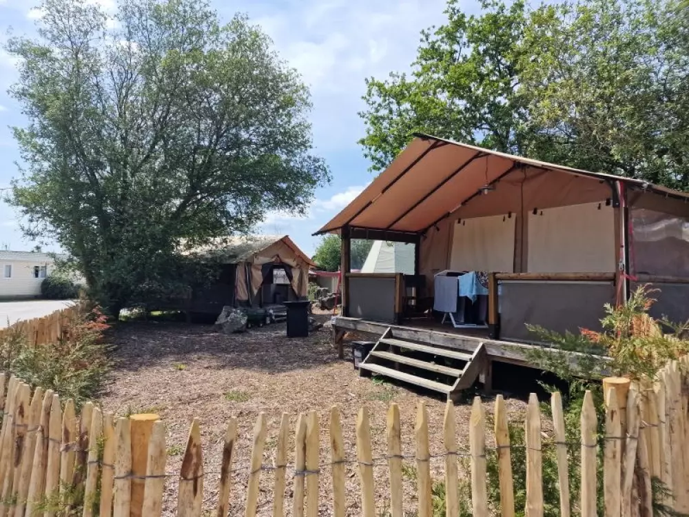 Camping Les P'tites Maisons dans la Prairie 3 Stars★★★