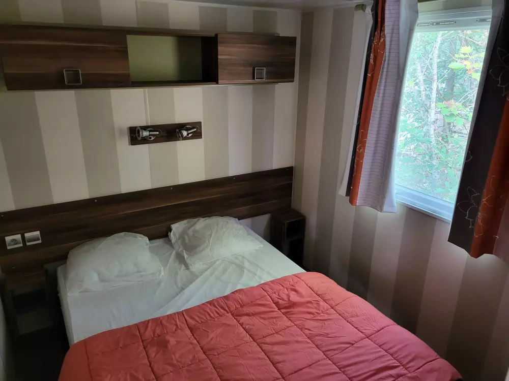 Camping des Bastides 4 Gwiazdy★★★★ 4 Gwiazdy★★★★ 4 Gwiazdy★★★★ 4 Gwiazdy★★★★